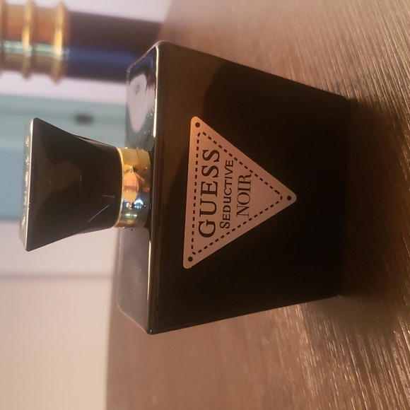 Guess seductive noir - Picture 1 of 12